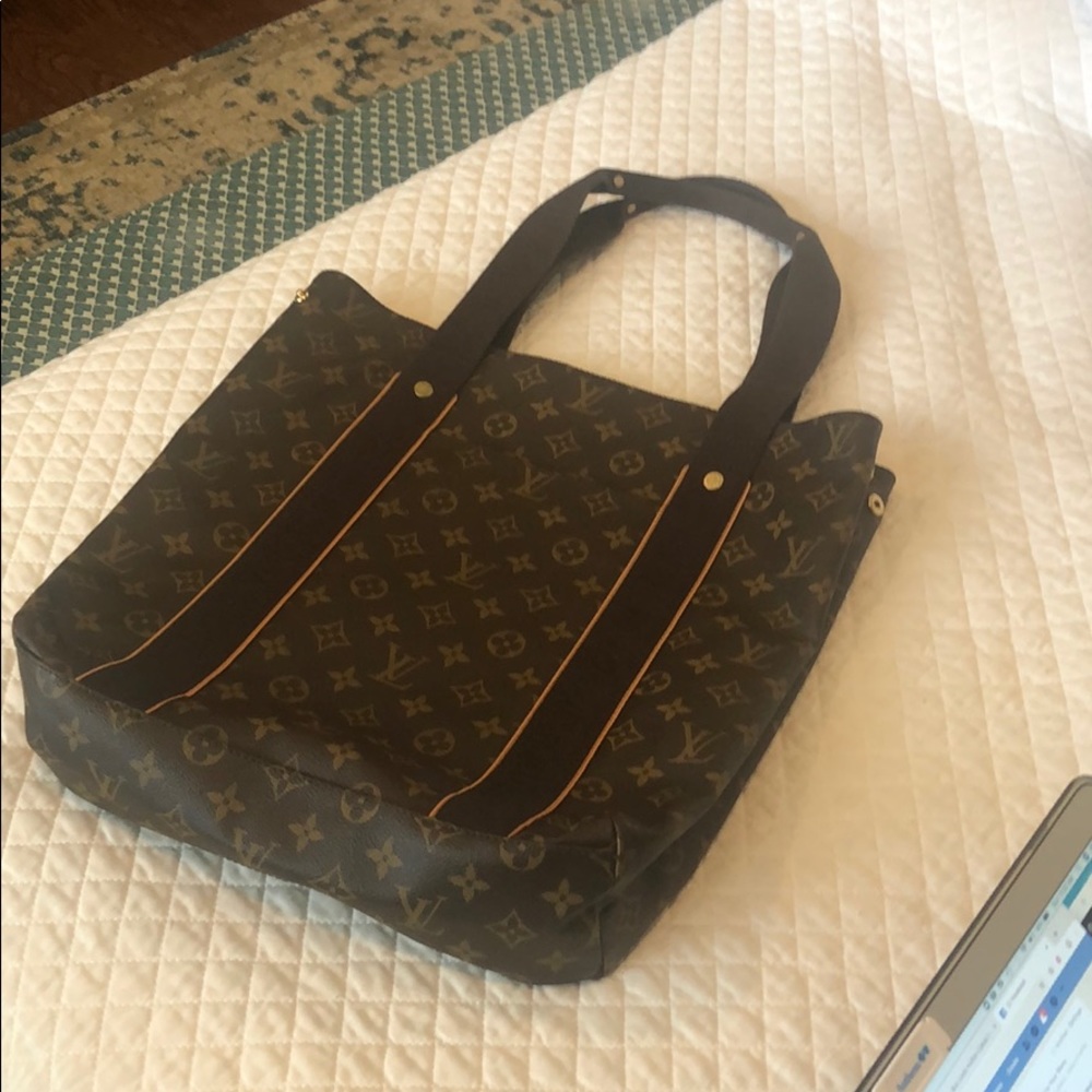 Louis Vuitton Cabas Beauborg tote